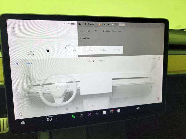Photo of 2021 Gray Tesla Model 3