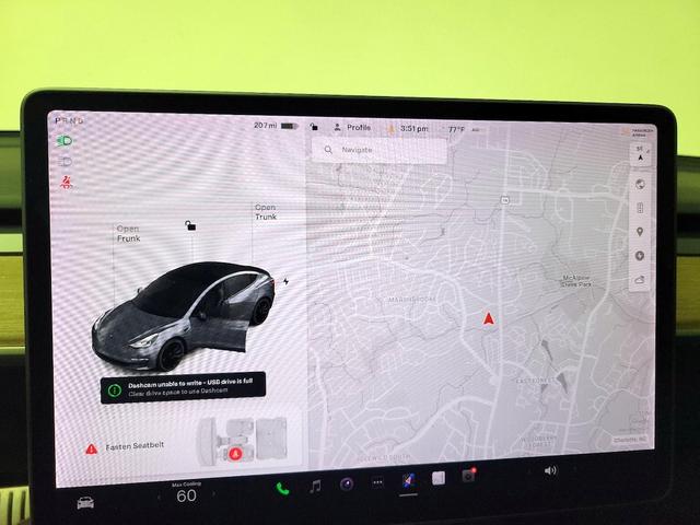 Photo of 2021 Gray Tesla Model 3