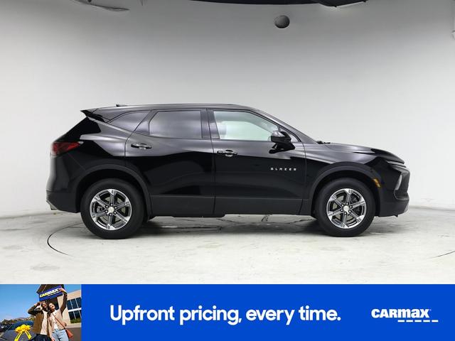 Photo of 2023 Black Chevrolet Blazer