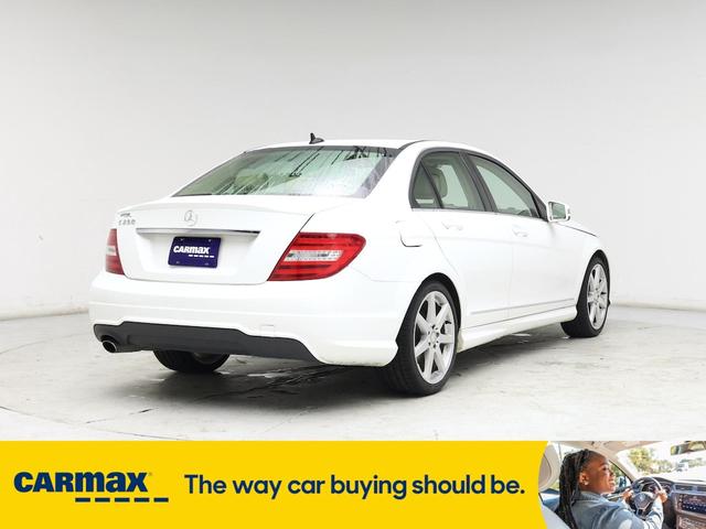 Photo of 2014 White Mercedes-Benz C-Class