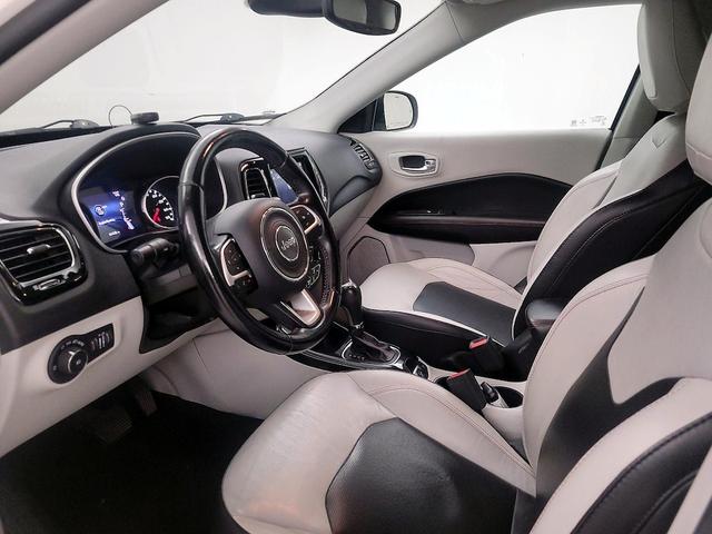 Photo of 2020 White Jeep Compass