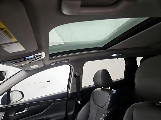 Photo of 2022 Blue Hyundai SANTA FE
