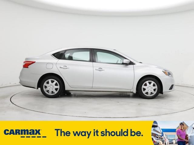 Photo of 2017 Silver Nissan Sentra