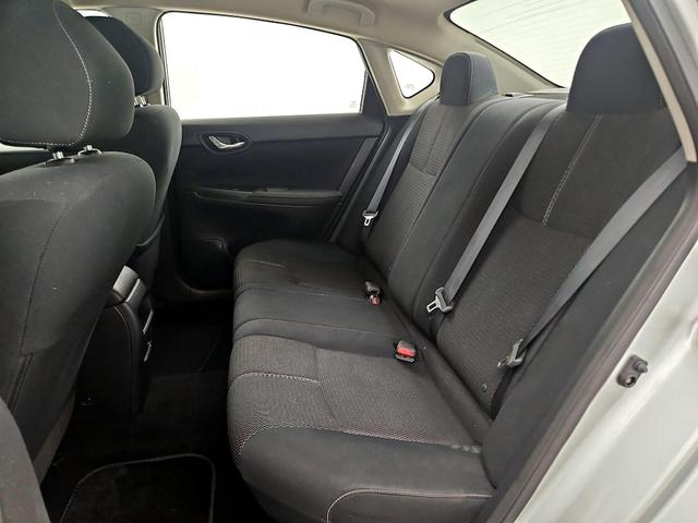 Photo of 2017 Silver Nissan Sentra