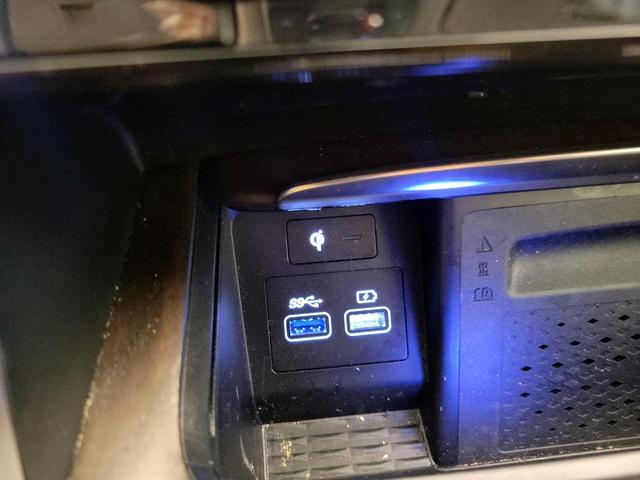 Photo of 2023 Black Genesis GV80