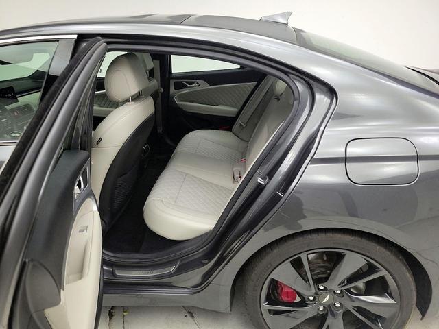 Photo of 2022 Gray Genesis G70