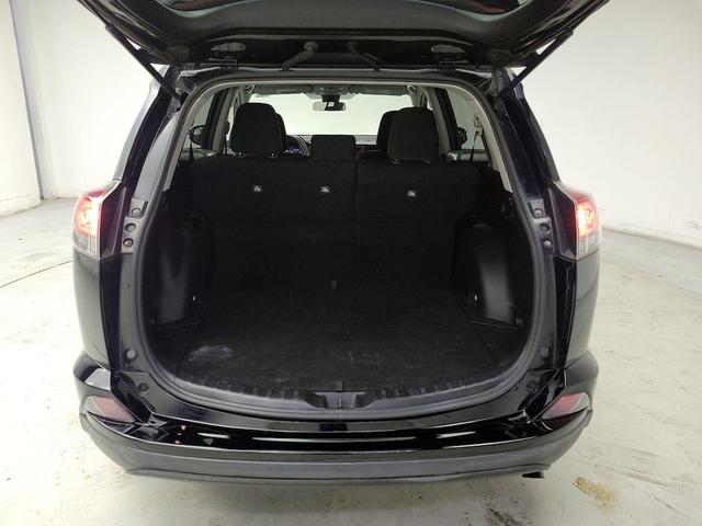 Photo of 2018 Black Toyota RAV4