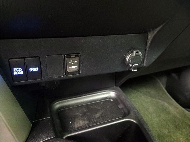 Photo of 2018 Black Toyota RAV4