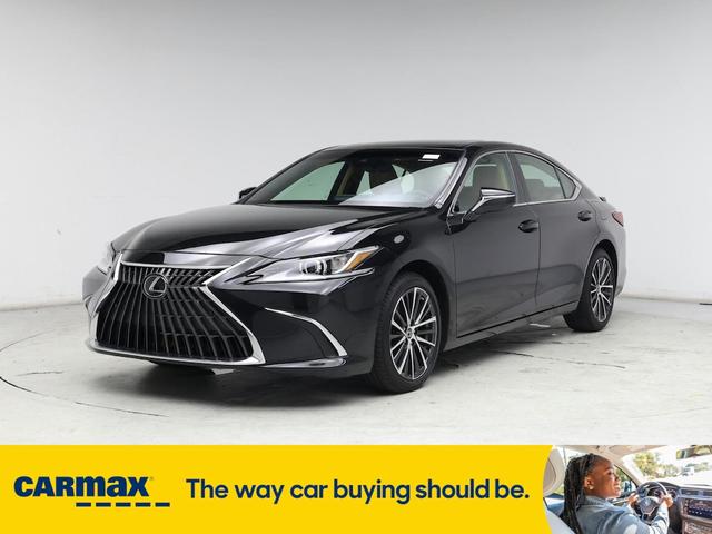 Photo of 2023 Black Lexus ES 350
