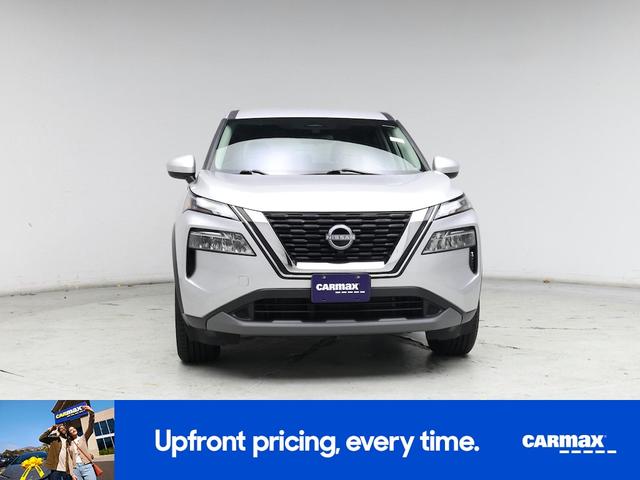 Photo of 2023 Silver Nissan Rogue