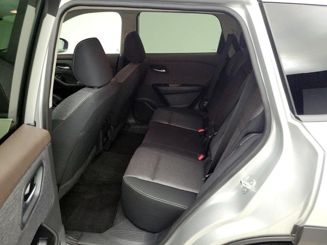 Photo of 2023 Silver Nissan Rogue