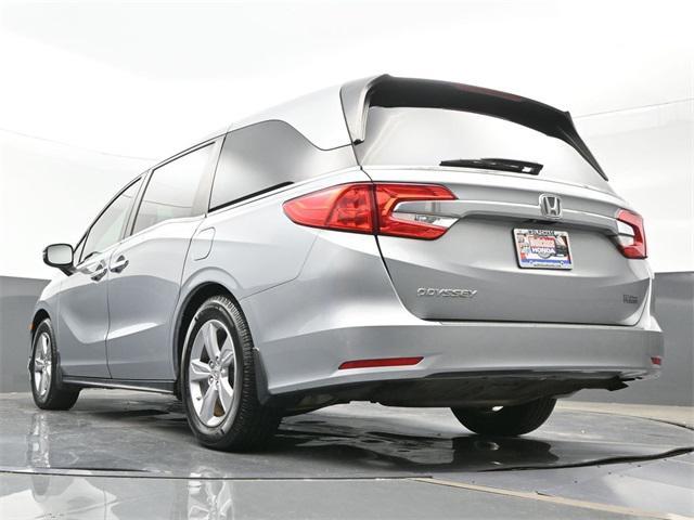 Photo of 2018 Lunar Silver Metallic Honda Odyssey