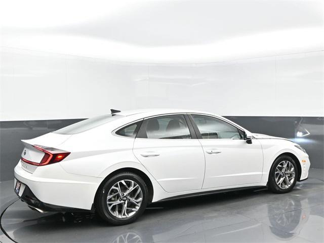 Photo of 2022 Quartz White Hyundai SONATA