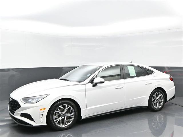 Photo of 2022 Quartz White Hyundai SONATA