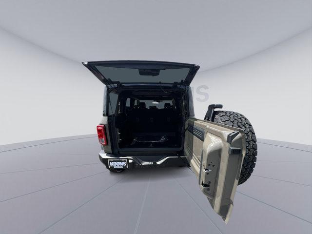 Photo of 2025 MARSH GRAY Ford Bronco