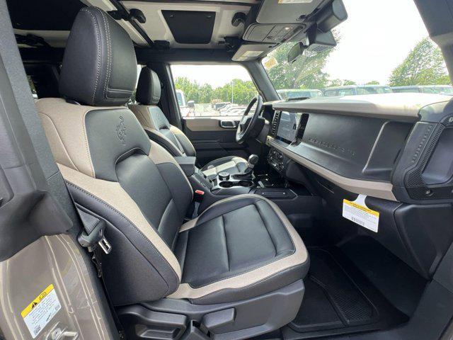 Photo of 2025 MARSH GRAY Ford Bronco