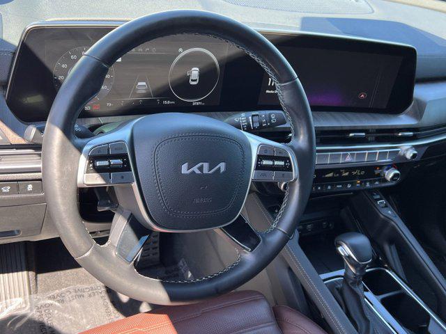 Photo of 2023 Dawning Red Kia Telluride
