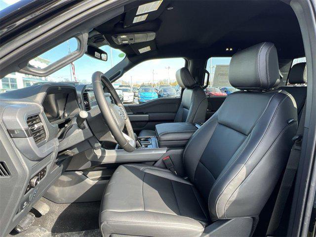 Photo of 2025 AGATE BLACK METALLIC Ford F-150