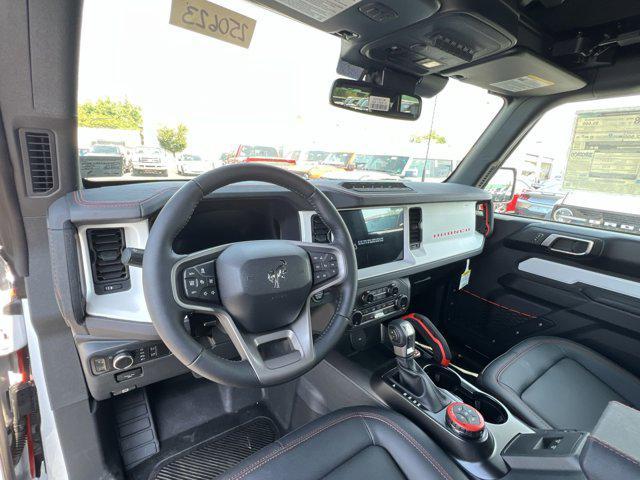 Photo of 2025 OXFORD WHITE Ford Bronco