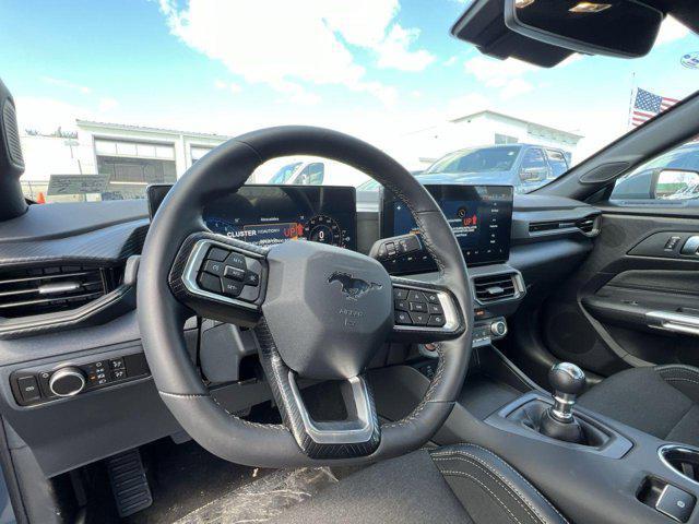 Photo of 2025 VAPOR BLUE METALLIC Ford Mustang