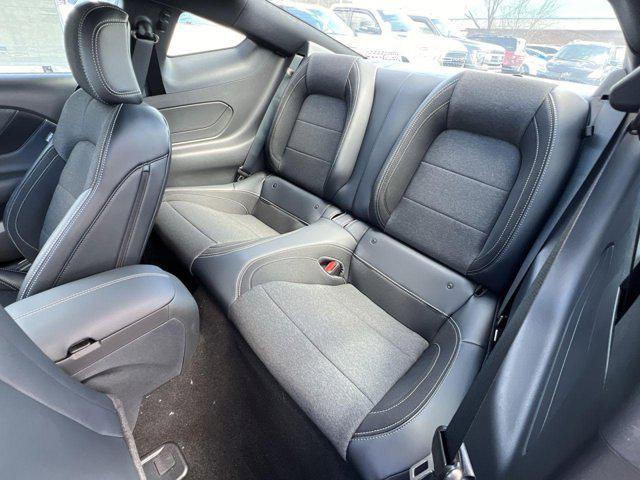 Photo of 2025 VAPOR BLUE METALLIC Ford Mustang