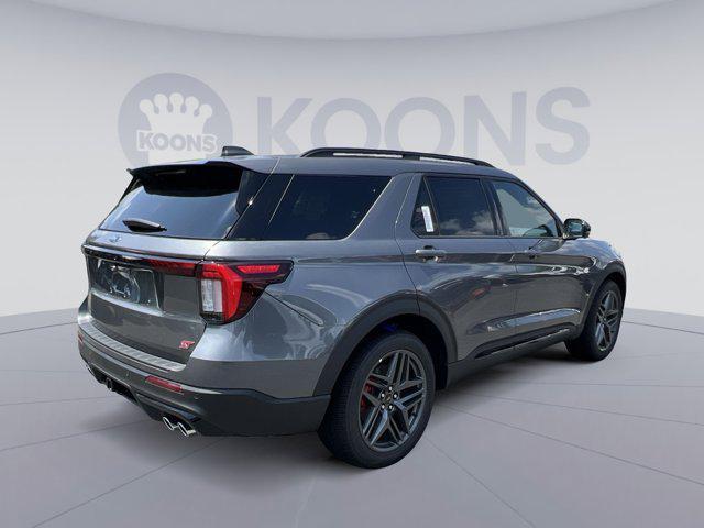 Photo of 2025 CARBONIZED GRAY METALLIC Ford Explorer
