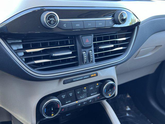 Photo of 2022 ICONIC SILVER Ford Escape