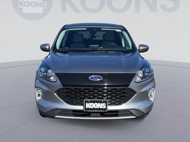 Photo of 2022 ICONIC SILVER Ford Escape