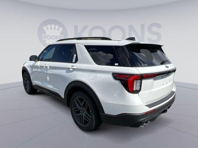 Photo of 2025 STAR WHITE MET TRI-COAT Ford Explorer