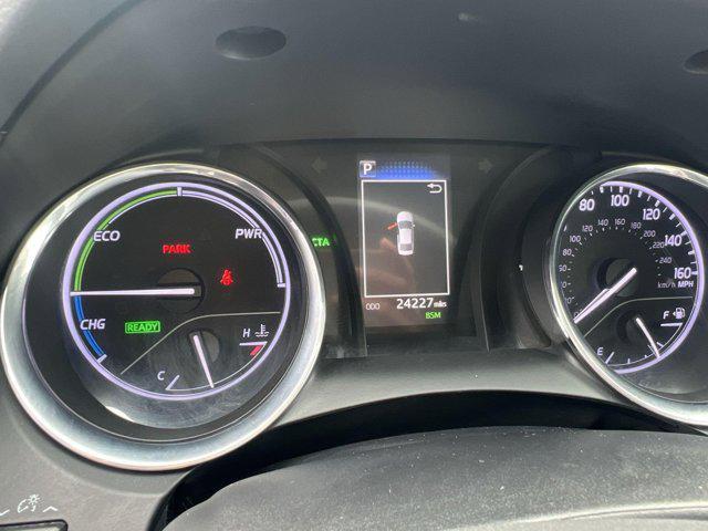 Photo of 2020 Midnight Black Metallic Toyota Camry