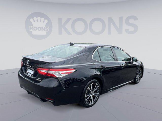 Photo of 2020 Midnight Black Metallic Toyota Camry
