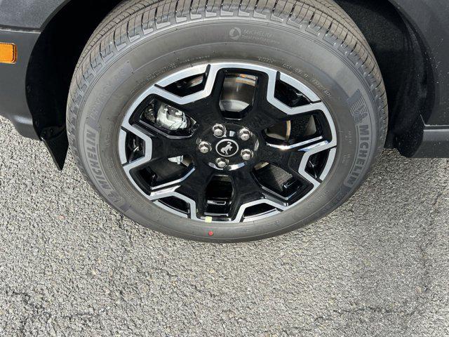 Photo of 2025 CARBONIZED GRAY METALLIC Ford Bronco Sport