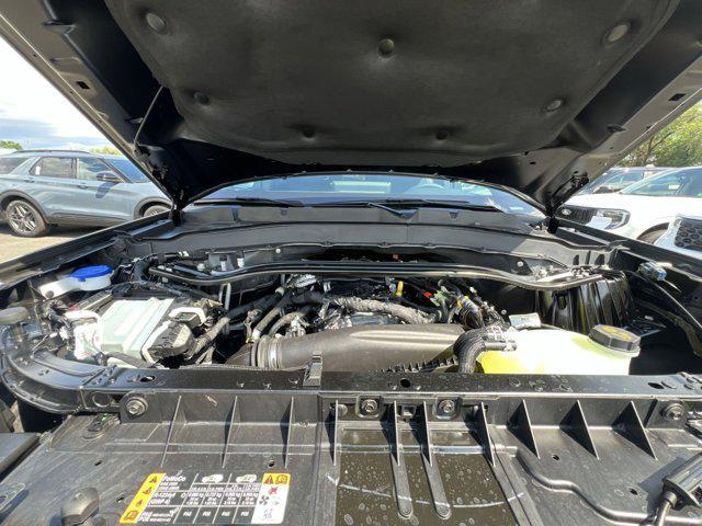 Photo of 2025 Carbonized Gray Metallic Ford Explorer