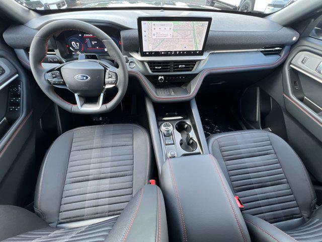 Photo of 2025 Carbonized Gray Metallic Ford Explorer
