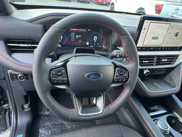 Photo of 2025 Carbonized Gray Metallic Ford Explorer