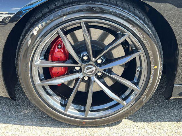Photo of 2024 Black Diamond Pearl Nissan Z