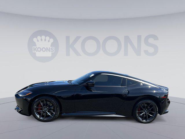 Photo of 2024 Black Diamond Pearl Nissan Z
