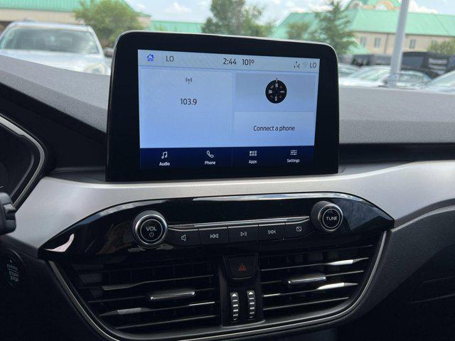 Photo of 2022 CARBONIZED GRAY Ford Escape