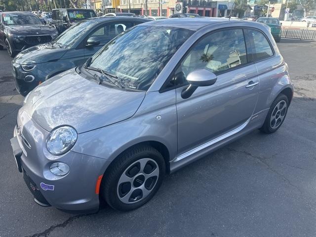 Photo of 2018 Silver FIAT 500e