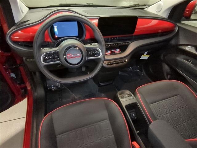 Photo of 2024 Red FIAT 500e