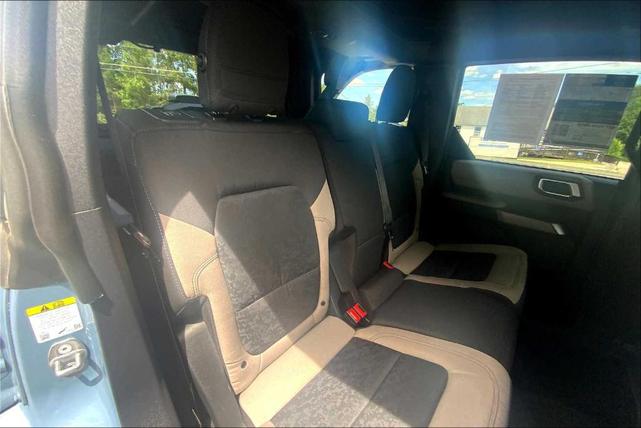 Photo of 2023 Azure Gray Metallic Ford Bronco