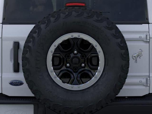 Photo of 2025 White Ford Bronco