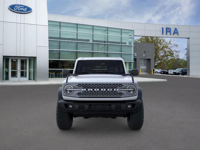 Photo of 2025 White Ford Bronco