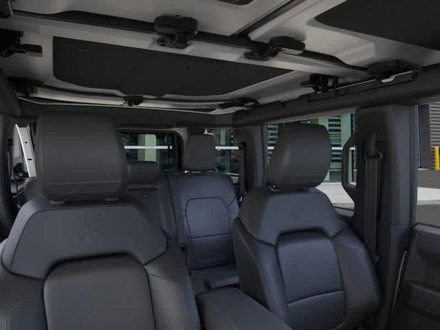 Photo of 2025 White Ford Bronco