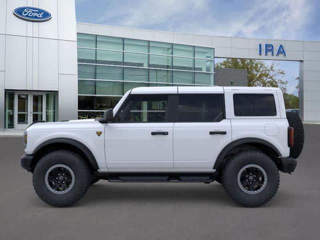 Photo of 2025 White Ford Bronco