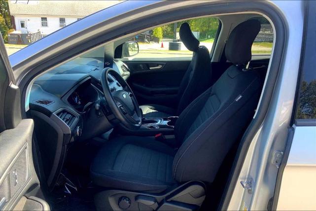 Photo of 2018 Ingot Silver Metallic Ford Edge