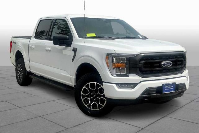 Photo of 2022 Oxford White Ford F-150