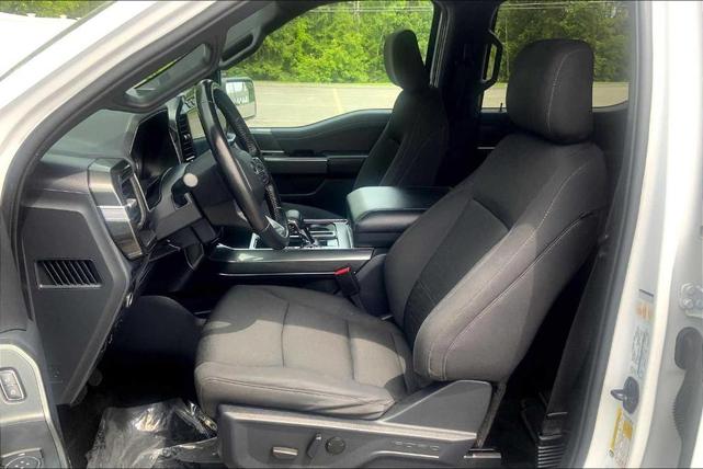 Photo of 2022 Oxford White Ford F-150
