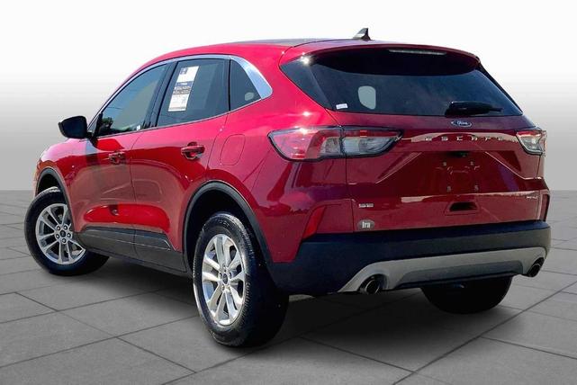 Photo of 2022 Rapid Red Metallic Tinted Clearcoat Ford Escape