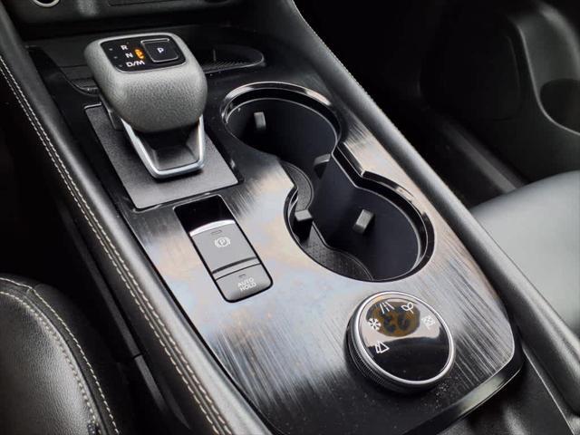 Photo of 2023 Super Black Nissan Rogue
